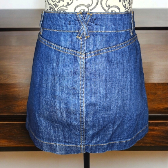 FOREVER 21 Denim Mini Skirt- Small - Picture 3 of 4